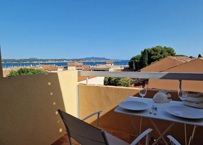 Studio Coeur De Ville, Proche Des Plages, Vue Mer